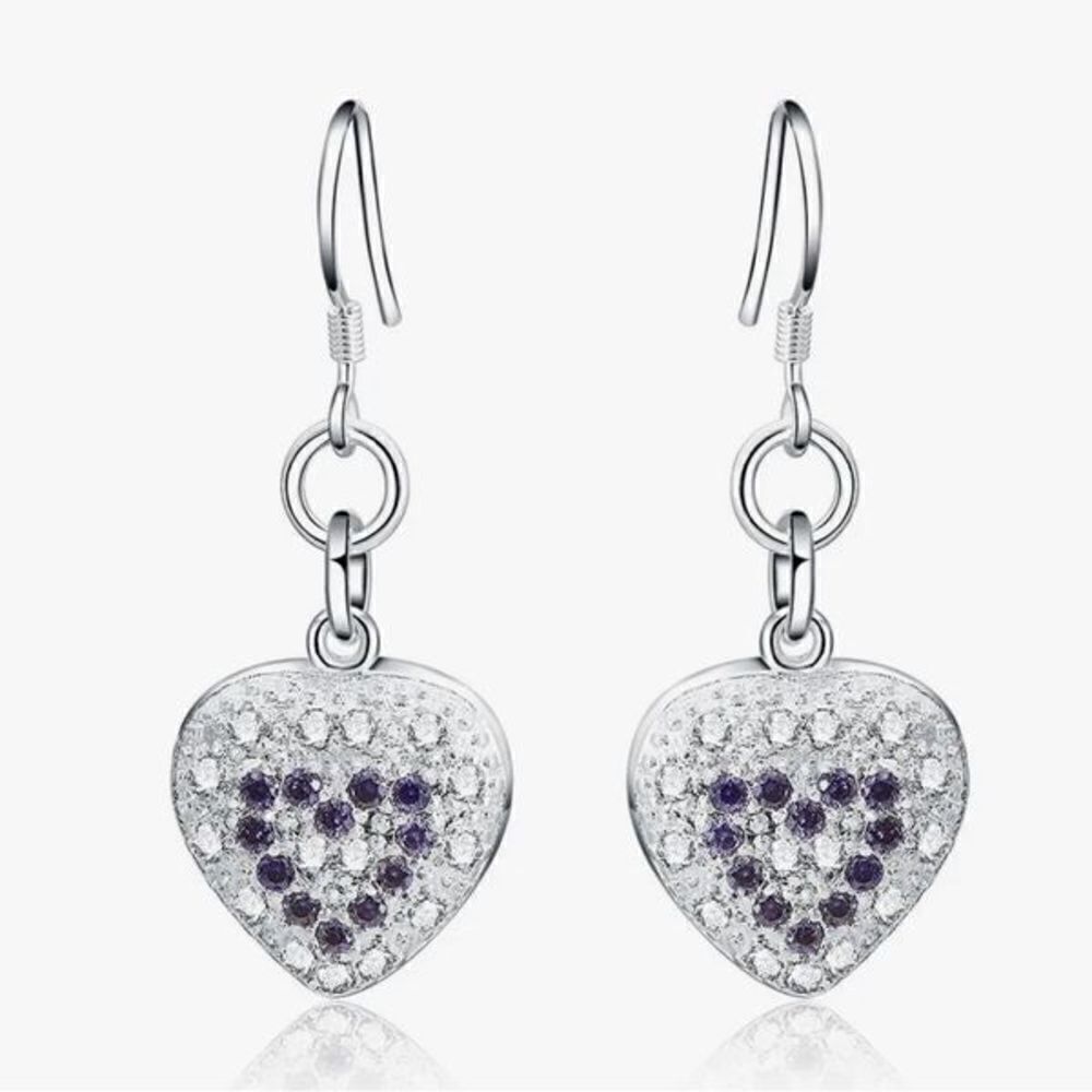 The Dangling Puff Heart earrings in 925 and cubic zirconia